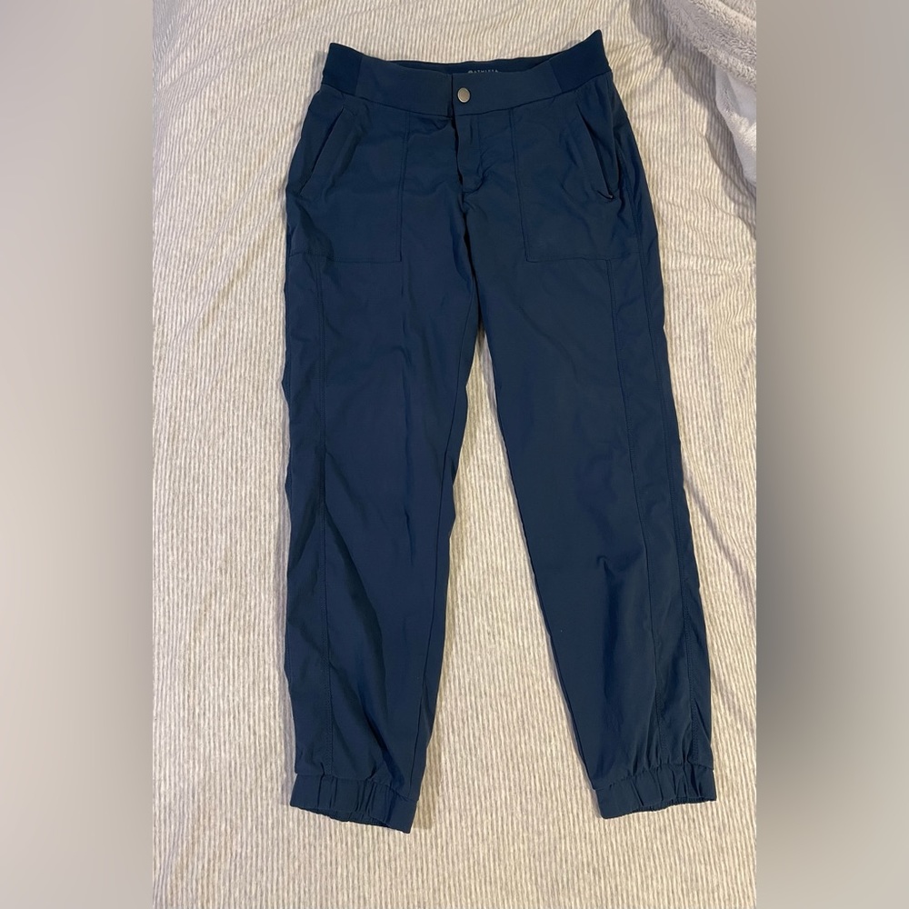 ATHLETA Trekkie jogger pants sz 8